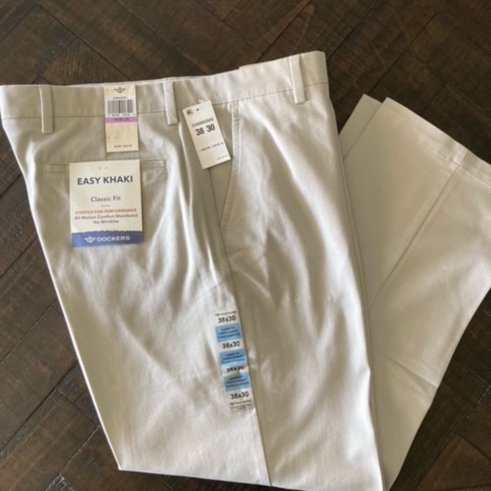 Mens Dockers Khakis NEW
